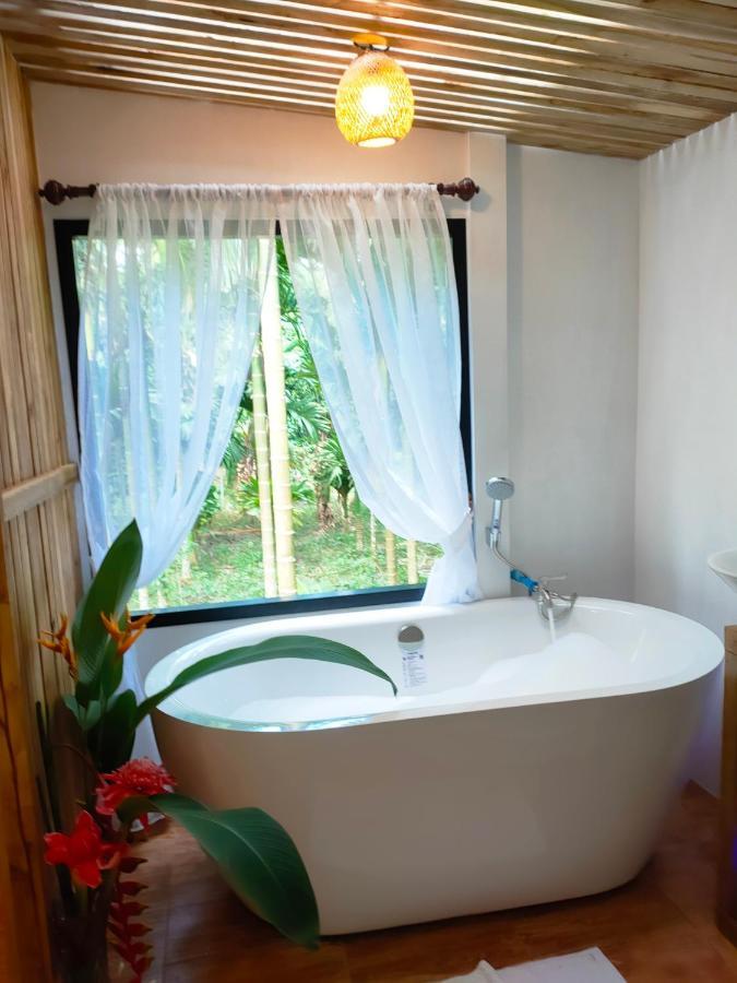 Alaska Pool Cafe&Homestay2 Nakhon Si Thammarat Buitenkant foto