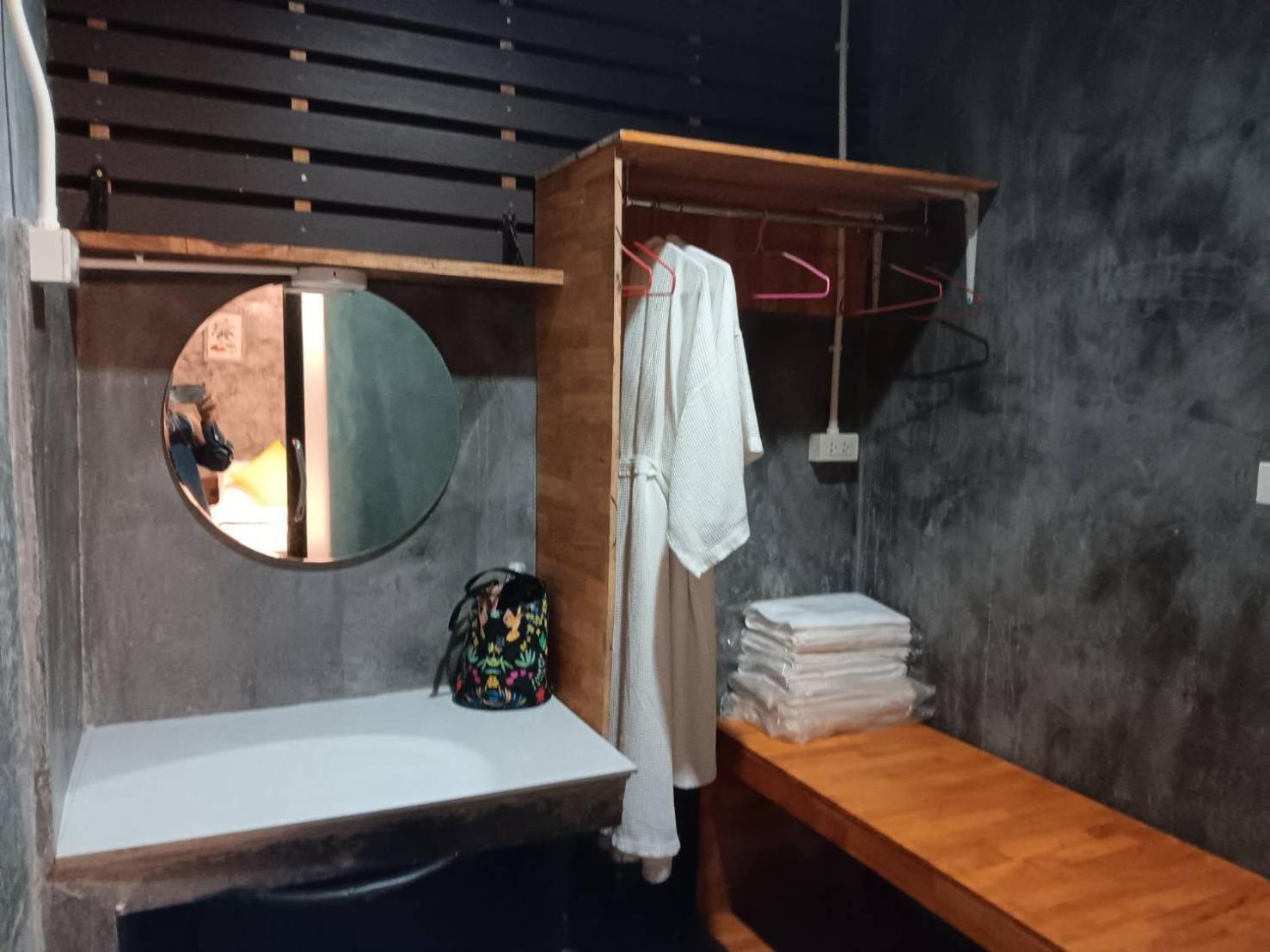 Alaska Pool Cafe&Homestay2 Nakhon Si Thammarat Kamer foto