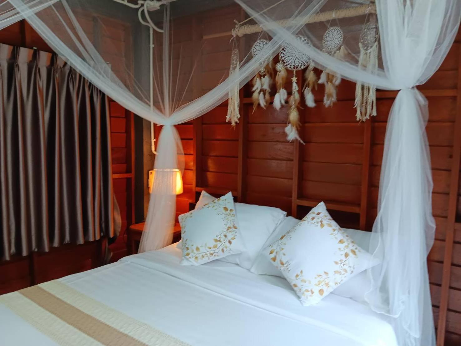 Alaska Pool Cafe&Homestay2 Nakhon Si Thammarat Kamer foto